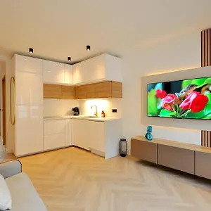 Monaco # - 6 Persons - 2 Bedrooms - Full Renovated - Private Parking - Full Clim - Hypercenter - And Sun Appartement